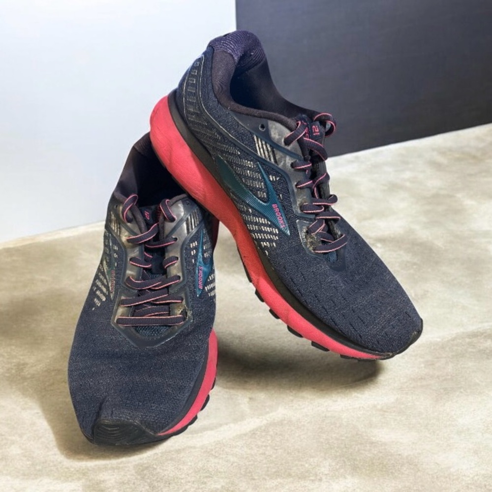 Size 8.5 - Brooks Ladies Blue And Pink Sneakers, 8.5